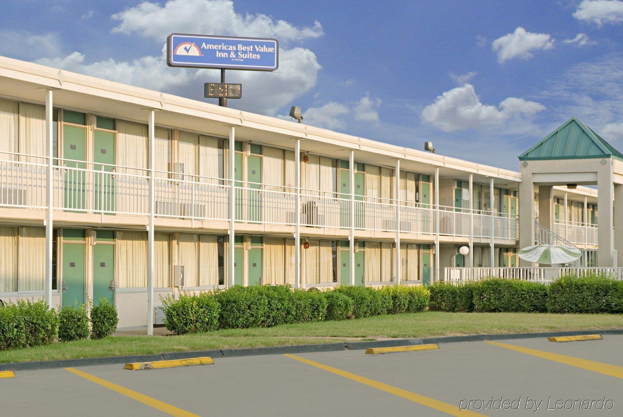America'S Best Value Inn & Suites - Memphis/Graceland Zewnętrze zdjęcie