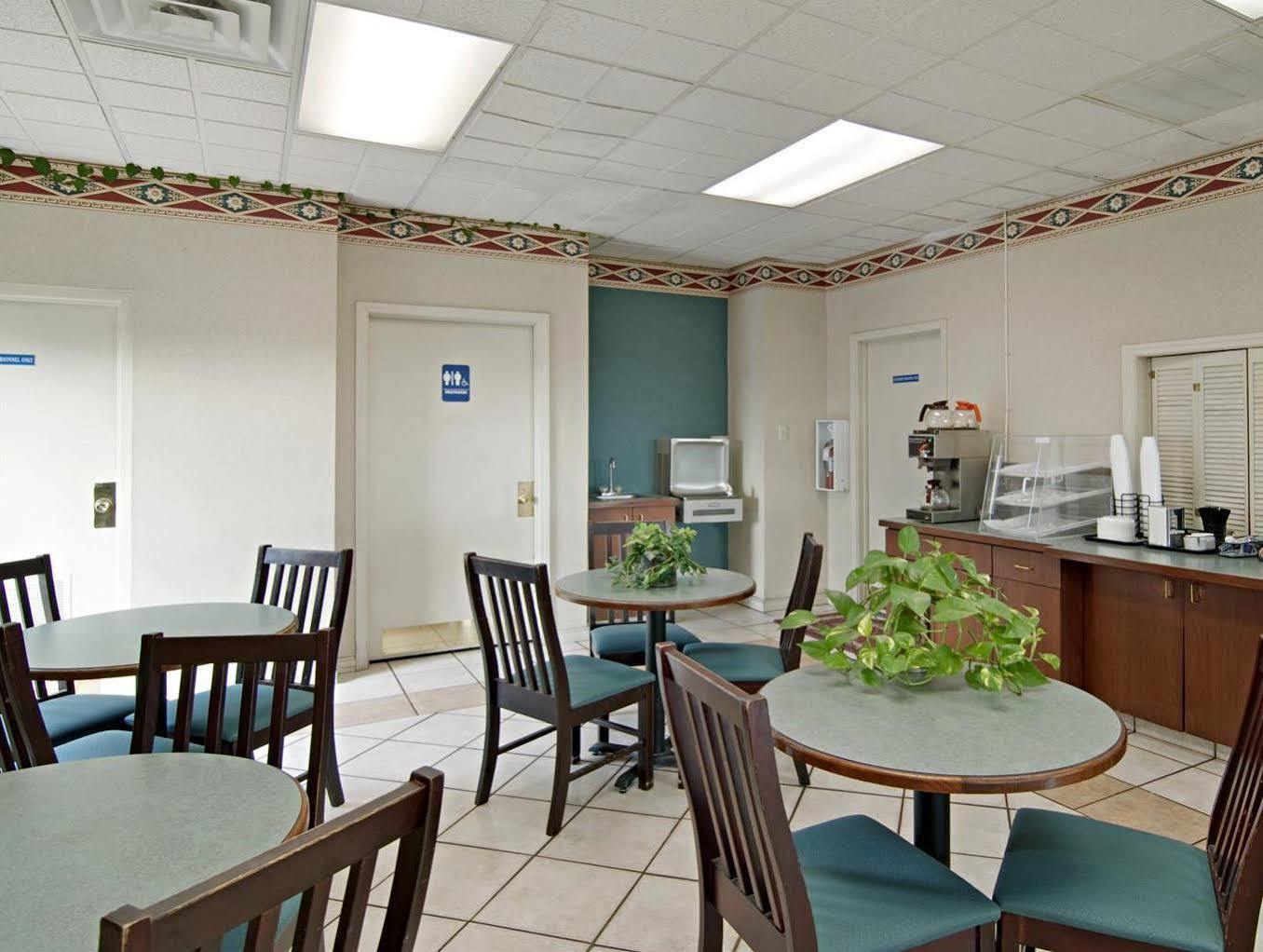 America'S Best Value Inn & Suites - Memphis/Graceland Zewnętrze zdjęcie